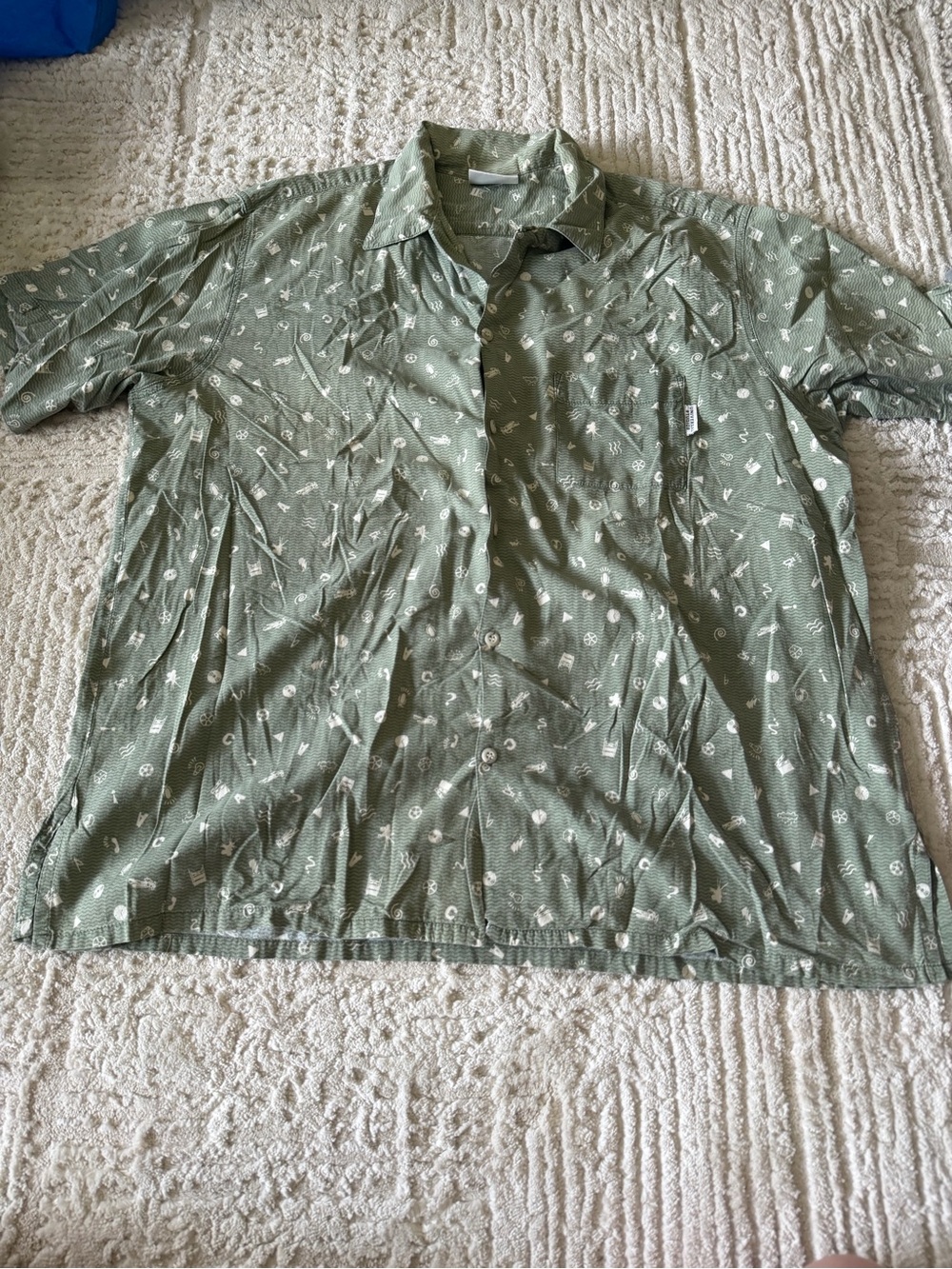Universal Studios Men's Short-Sleeve Button-Up Shirt in Sage Green